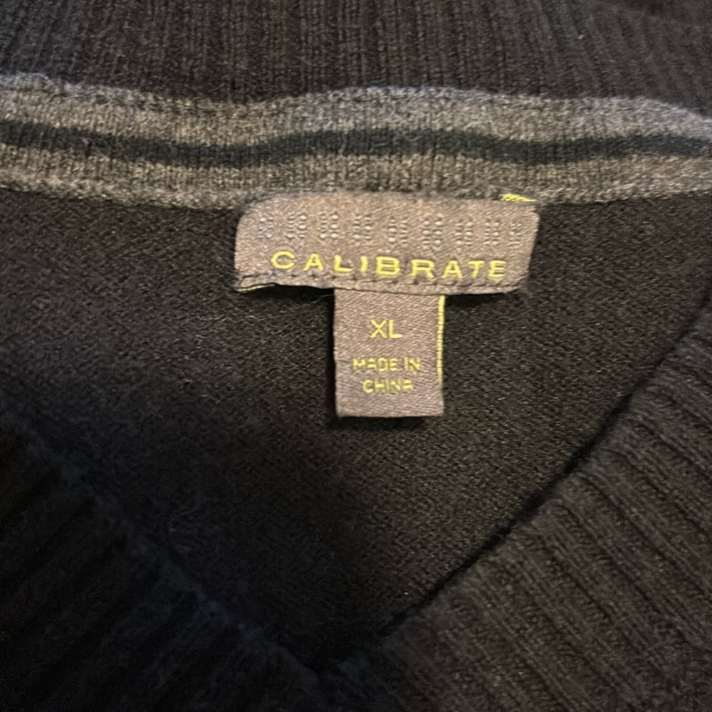 Nordstrom brand - Calibrate cashmere & cotton men’s sweater